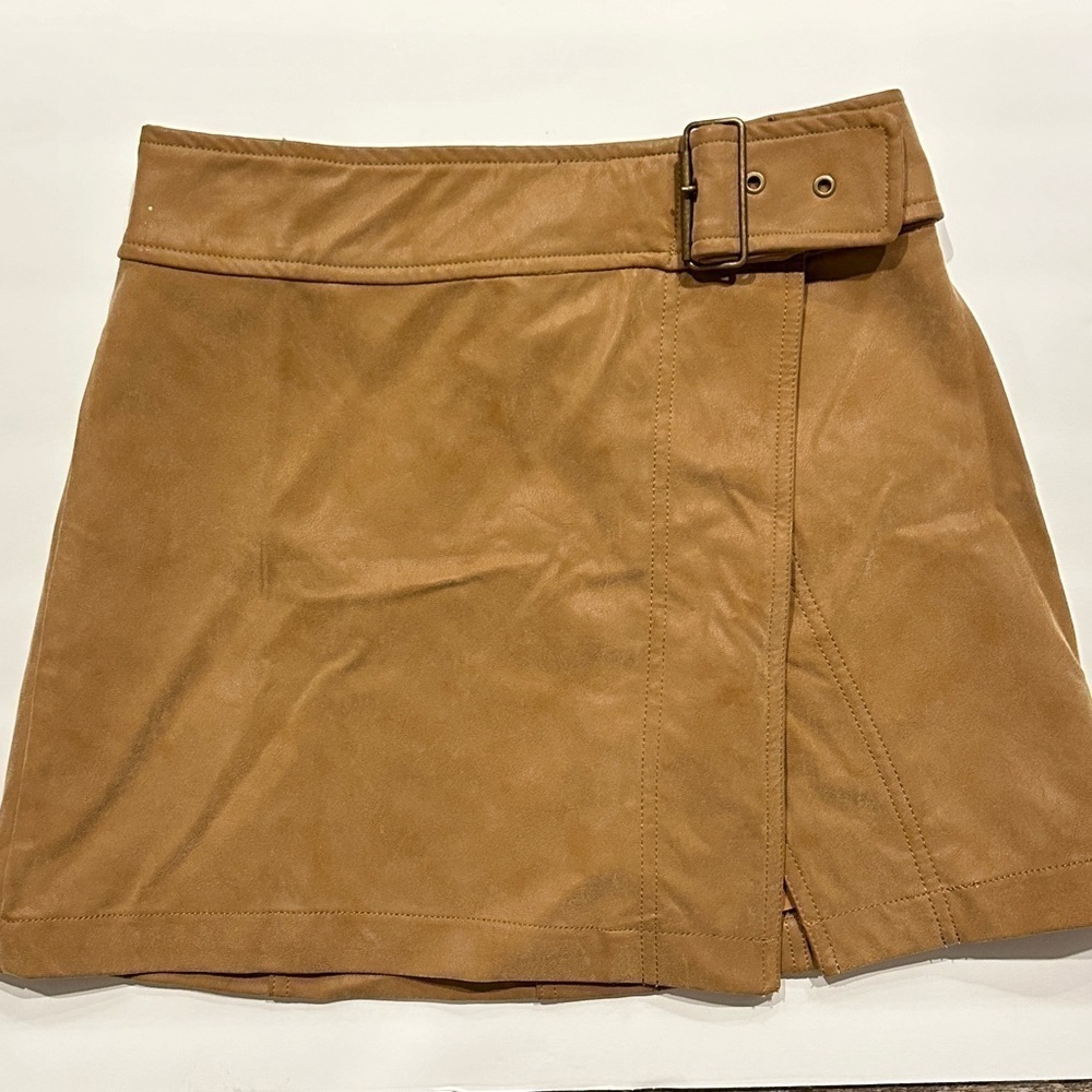Free People Ari Wrap Camel brown/ tanfaux suede mini skirt size 2 - Picture 2 of 9
